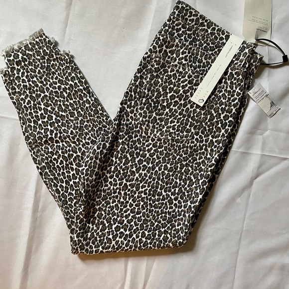 Current/Elliot Stiletto Jeans Snow Leopard - Picture 2 of 9